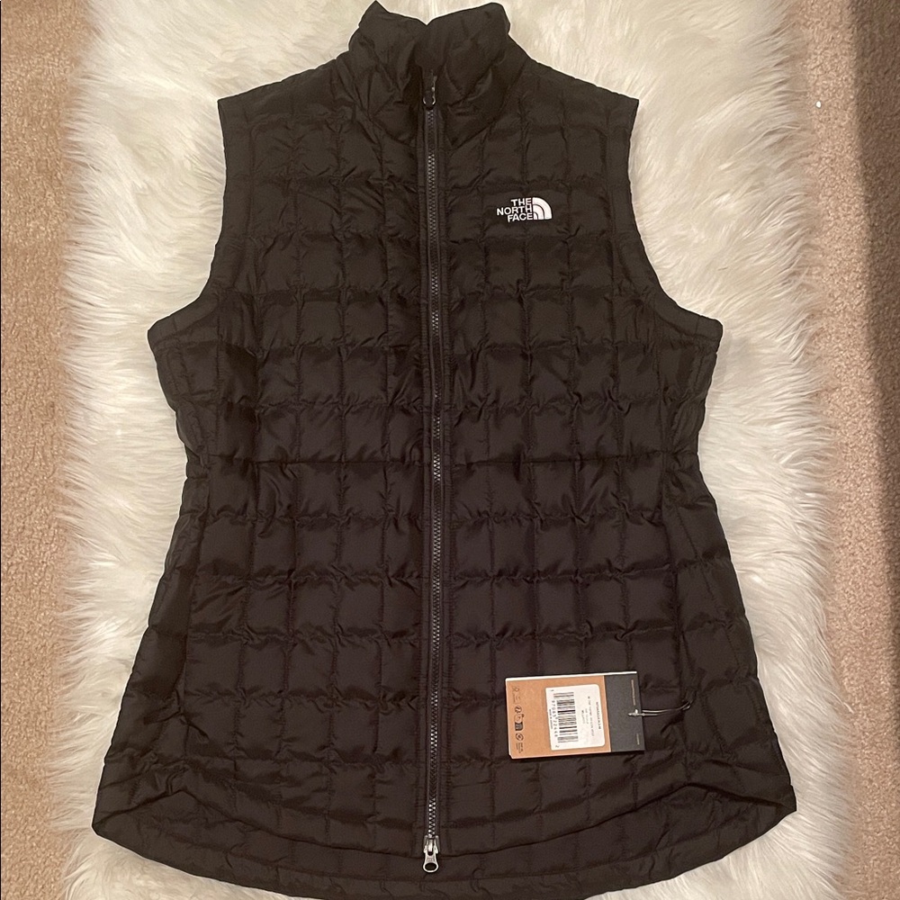The North Face Women's Black Puffer Vest